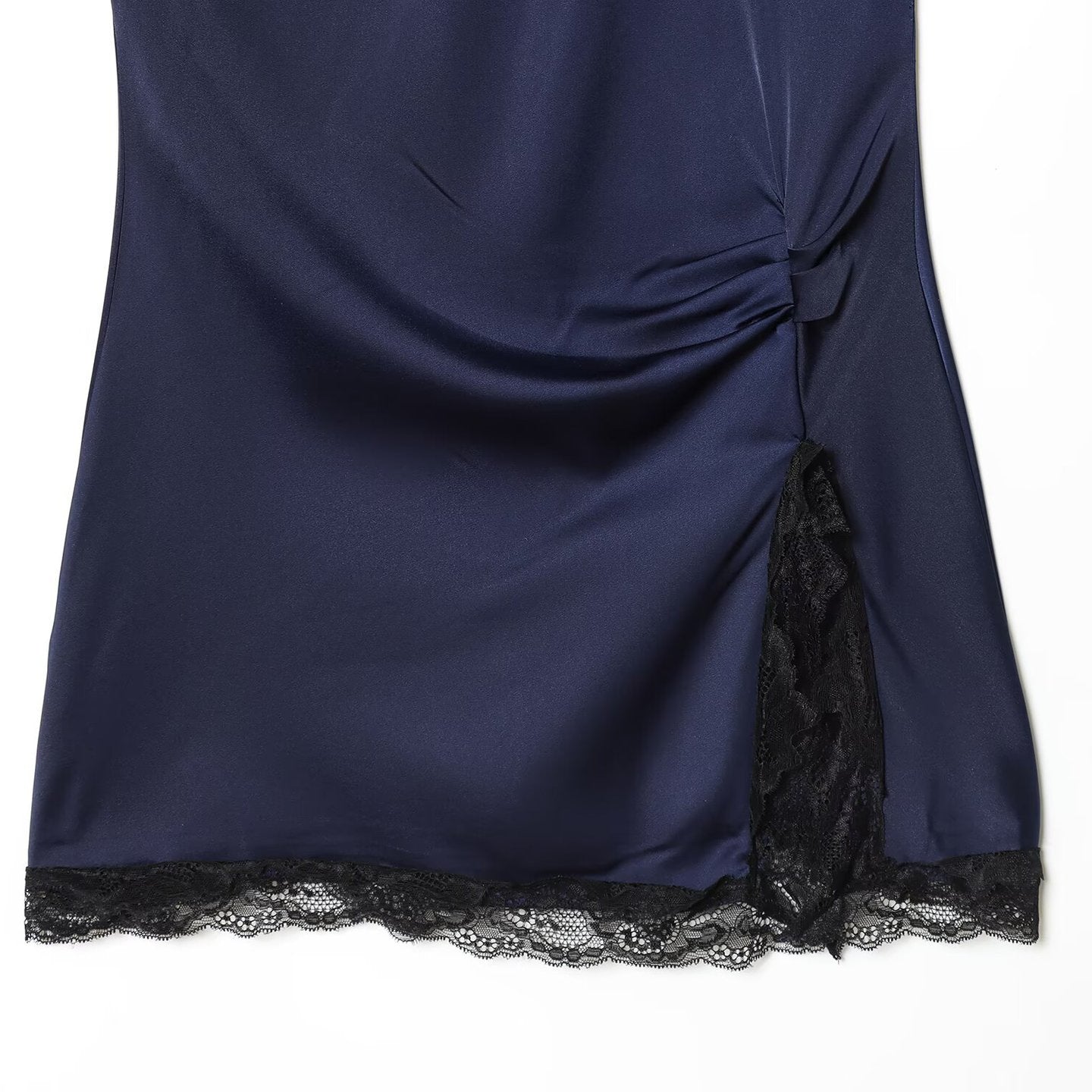 Abito coreana satin e pizzo