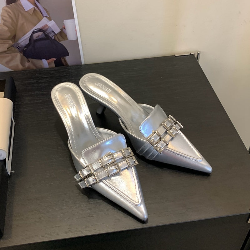 Sabot a punta tacco basso