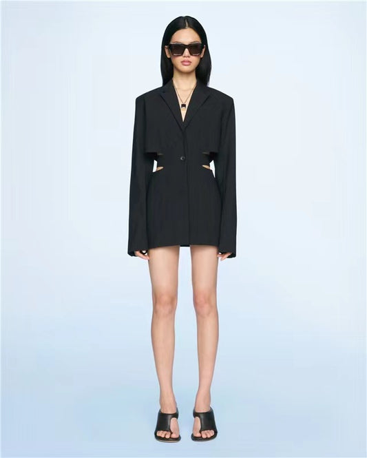 Abito blazer con cut-out