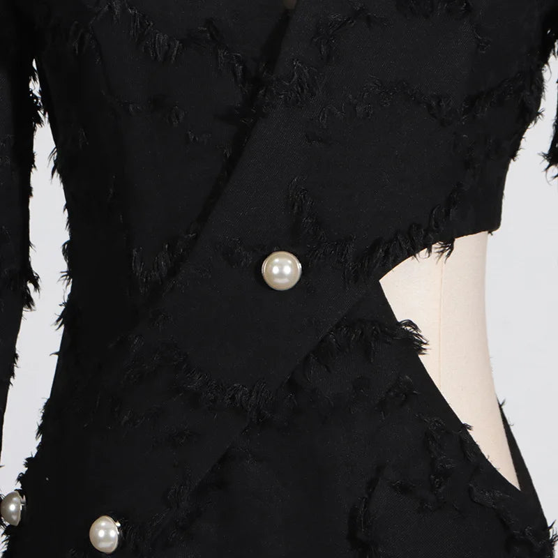 Abito blazer tessuto sfrangiato e cut-out