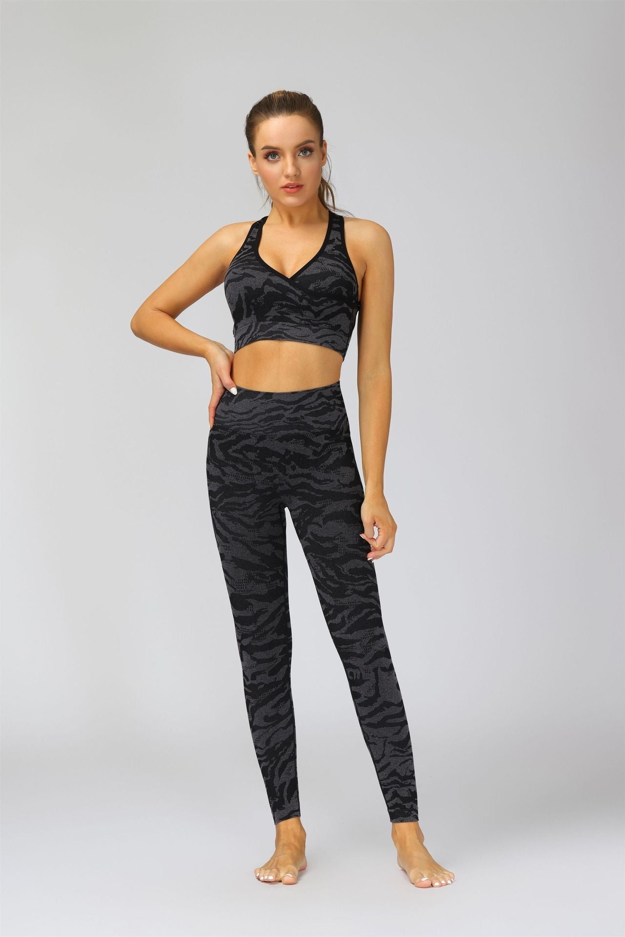 Fitness completo top e leggins camouflage