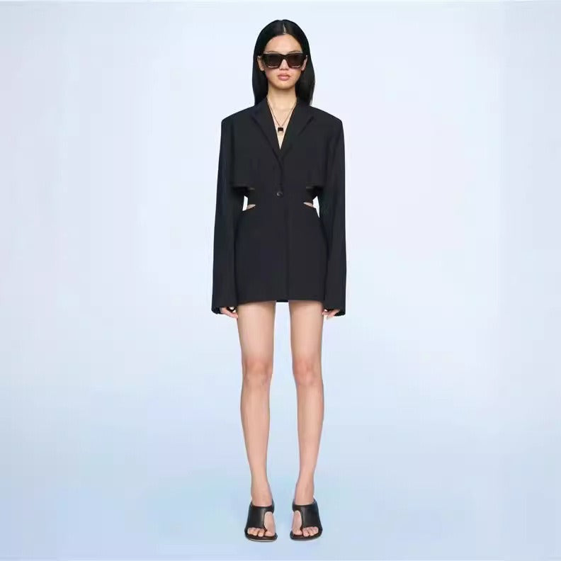 Abito blazer con cut-out