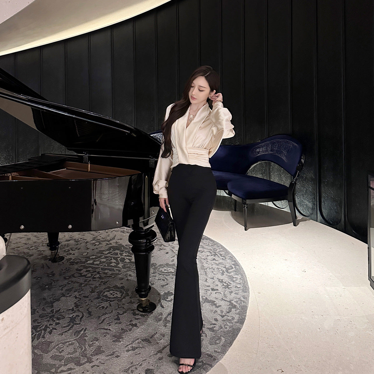 Camicetta corta tessuto lucido