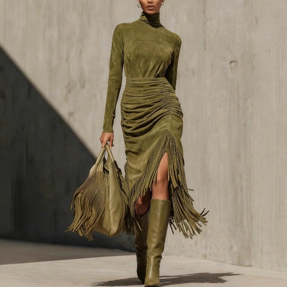 Abito longuette in suede con frange