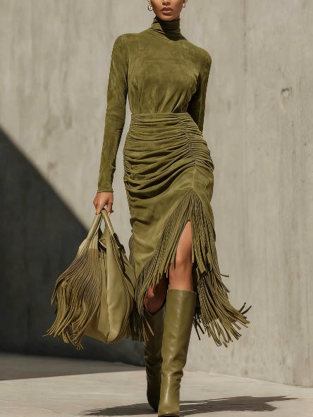 Abito longuette in suede con frange