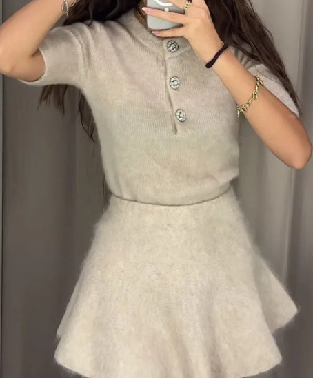 Completo in lana maglia e gonna