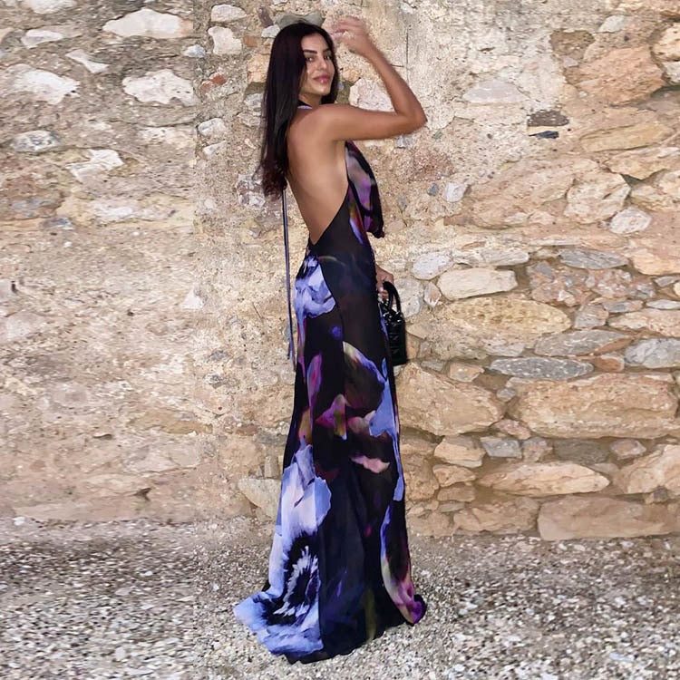Abito lungo a fantasia scollo profondo a V