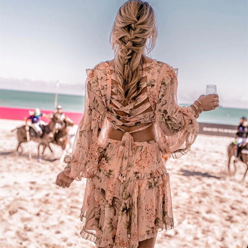 Abito chiffon floreal cut-out