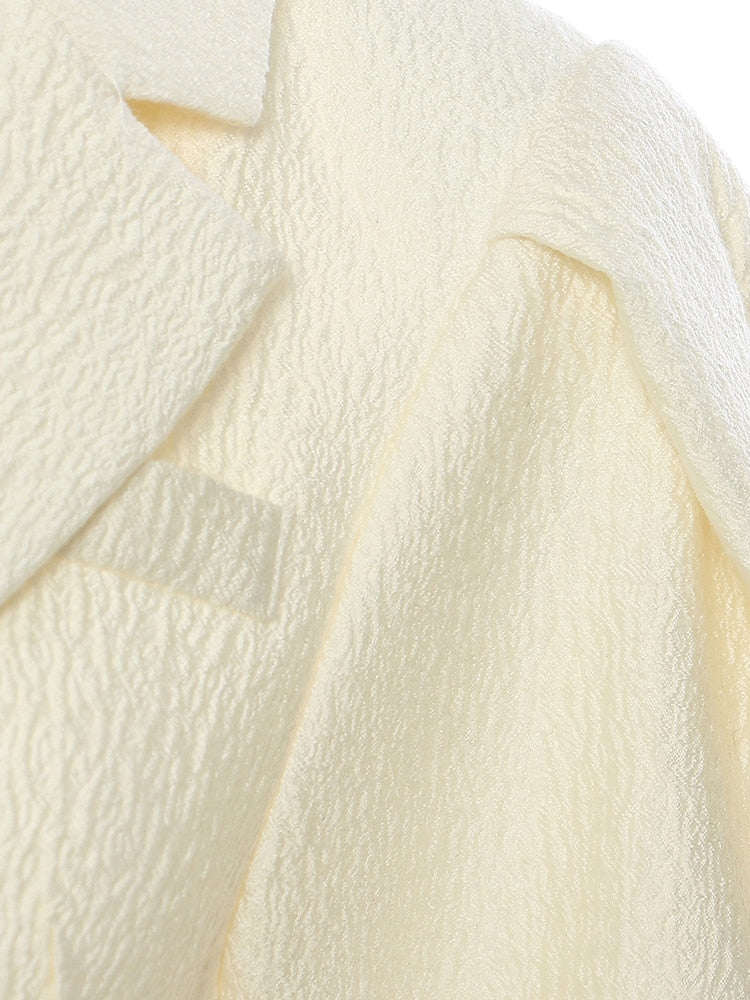 Blazer asimmetrico con cut-out