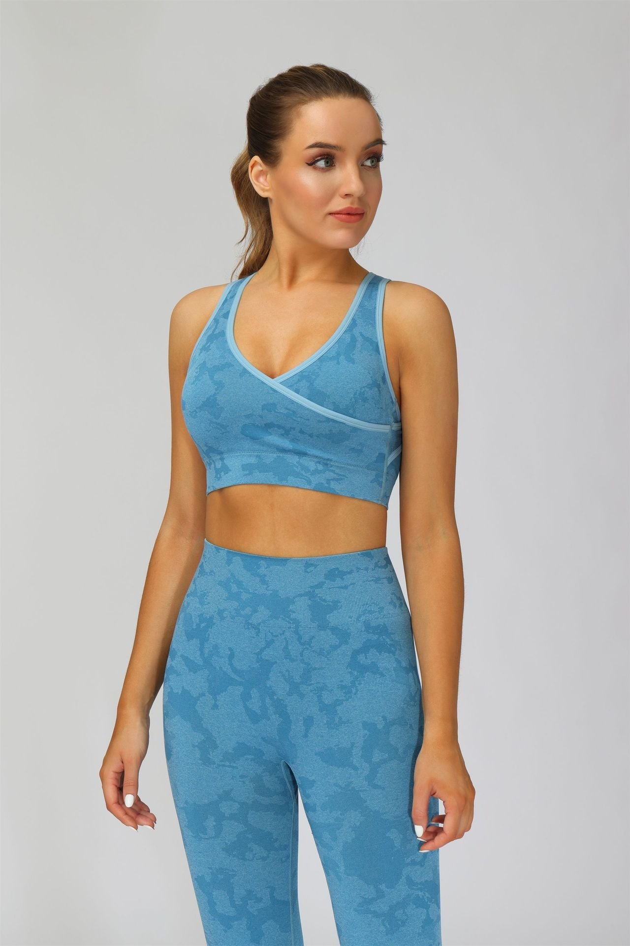 Fitness completo top e leggins camouflage